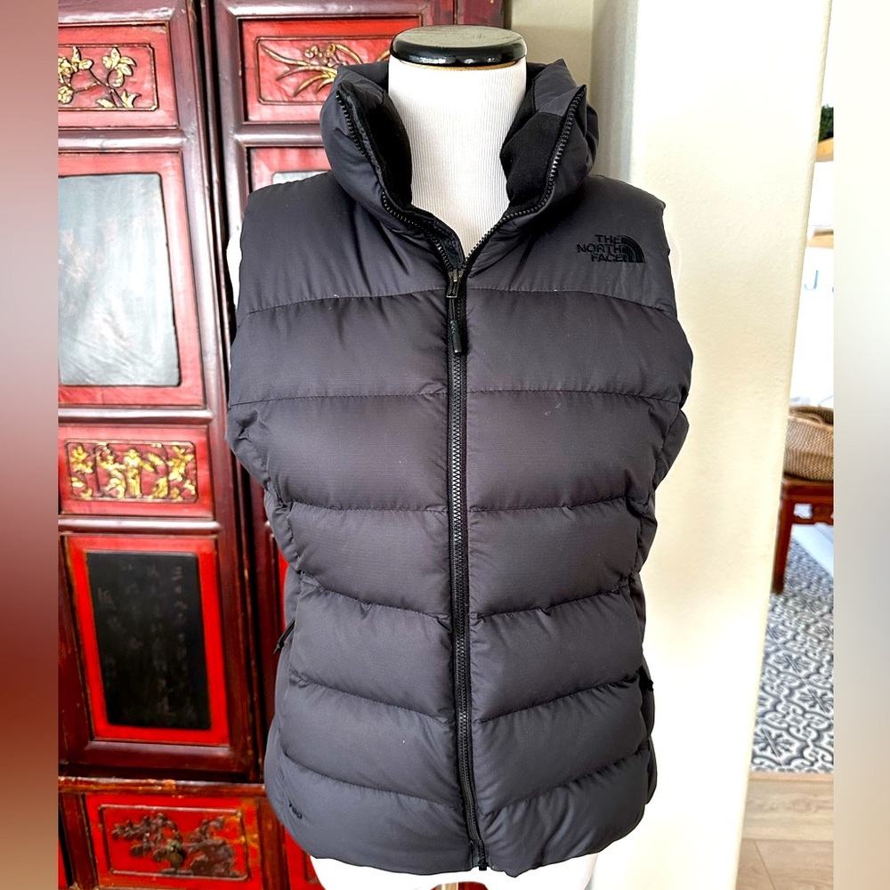 The North Face 700 Puffer Vest Size S